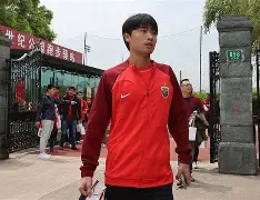 英雄联盟官网-关于里程碑夜！上海海港复出首秀，荷甲赛前刷纪录，话题不断，更衣室氛围转暖的信息